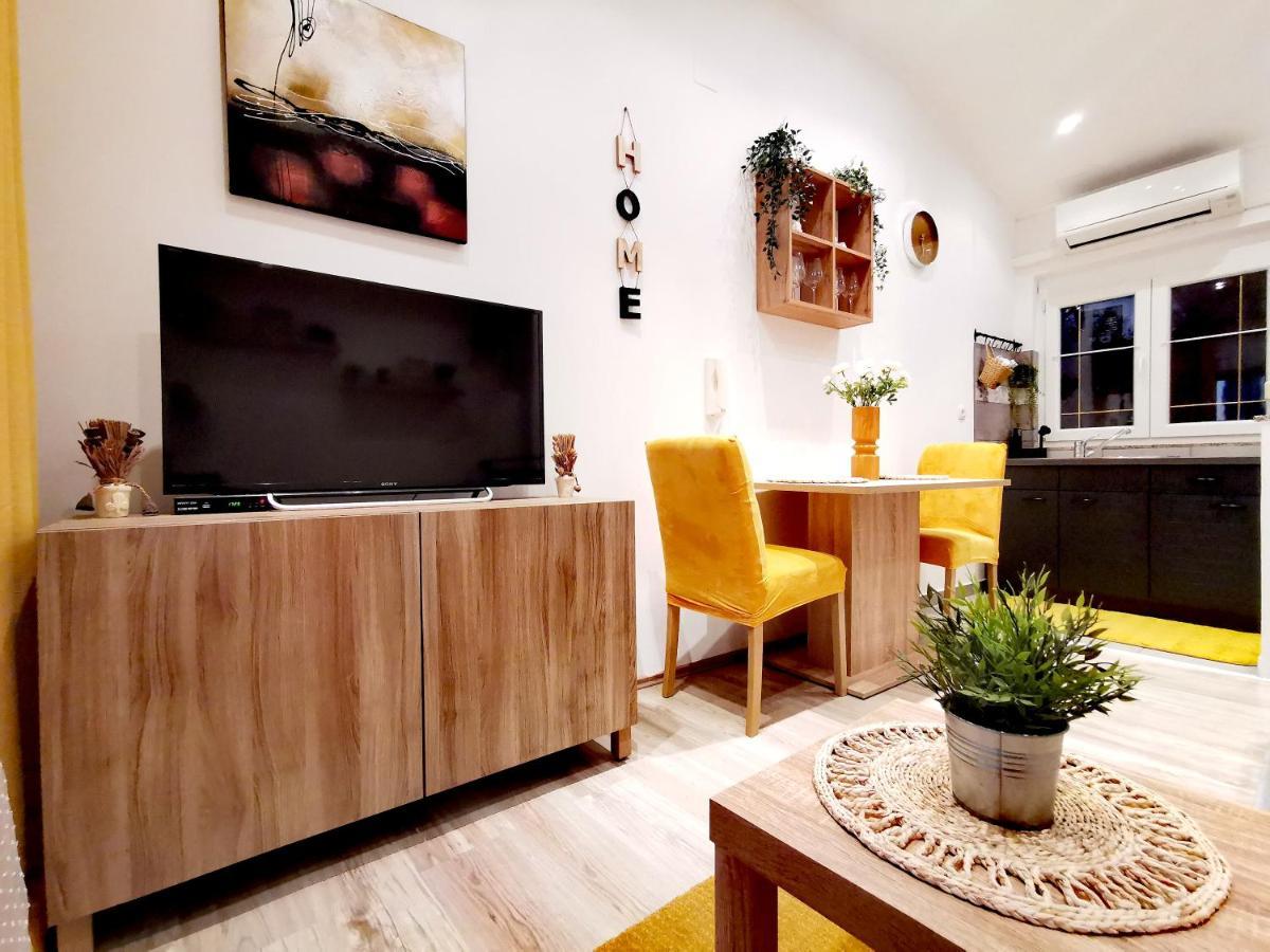 Apartments Lino Selce Buitenkant foto