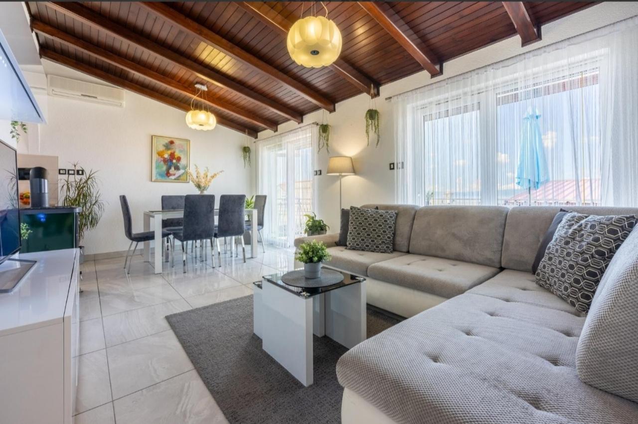 Apartments Lino Selce Buitenkant foto